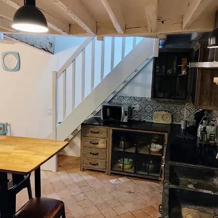 Apartment La Petite Beauvaisienne